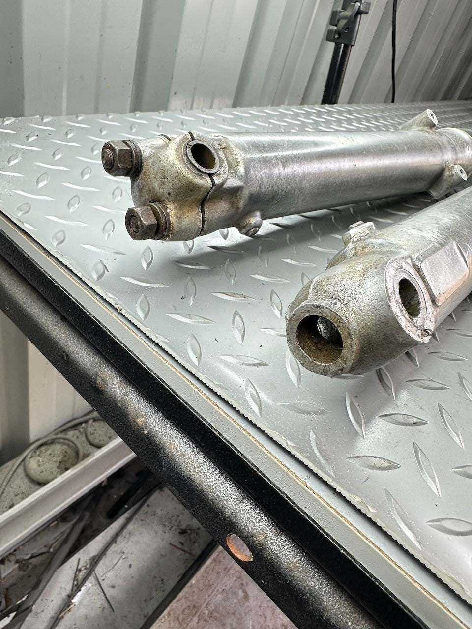 Yamaha TY250 A 1974 Pair of Forks