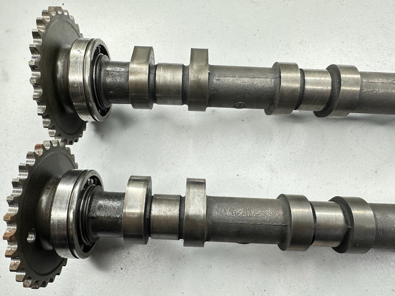 Kawasaki ZXR750 Pair of Camshafts 1989-1995 - 49118-1107 49118-1108