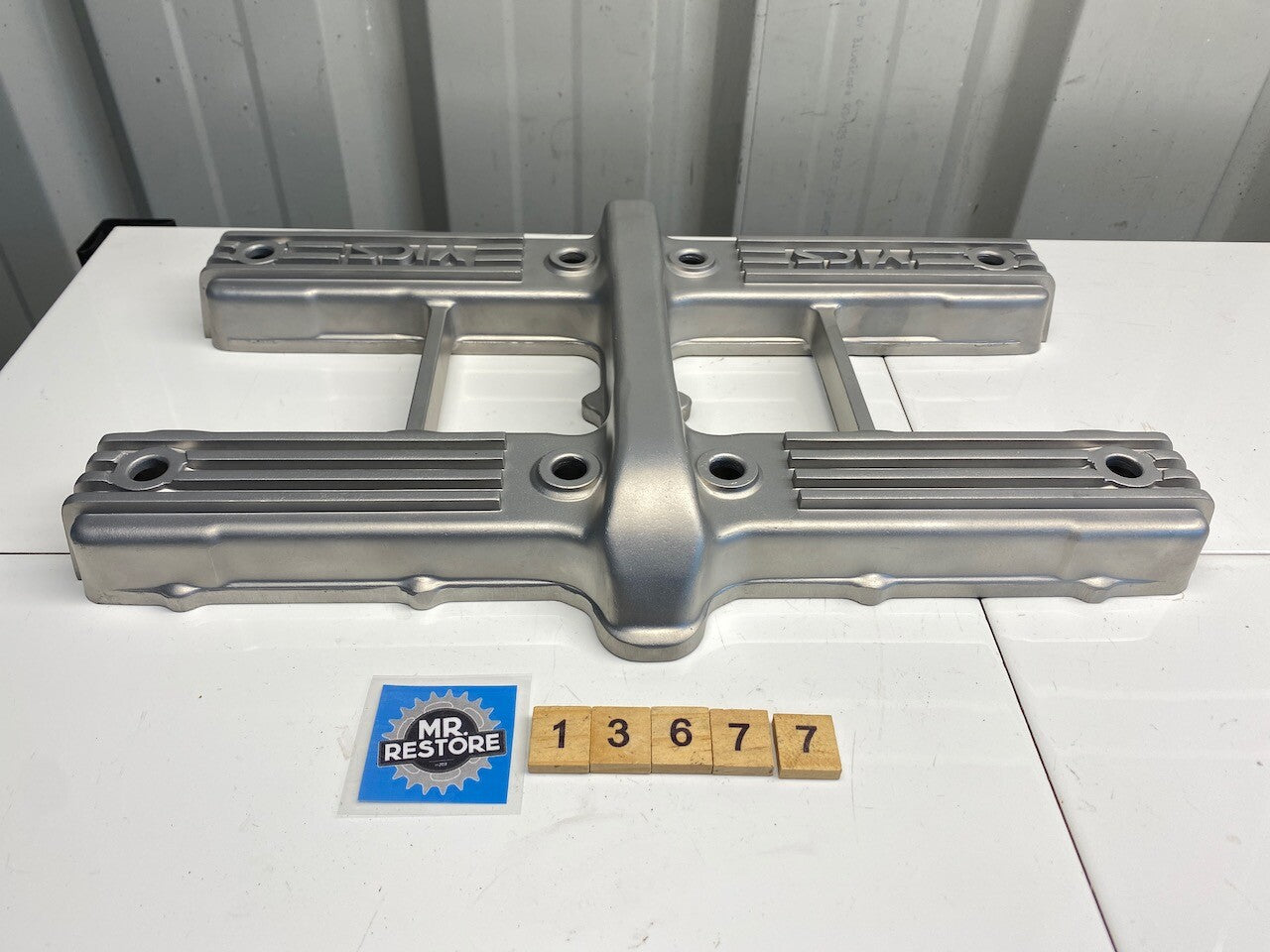 Yamaha XJ900 31A00 Rocker Cover - Vapour Blasted