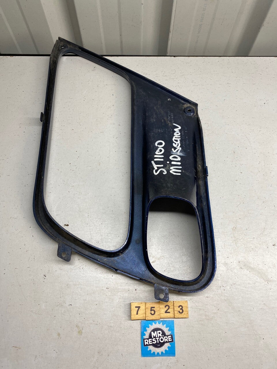 Honda ST1100 Left Hand Mid Section Fairing Panel 64246-MT3