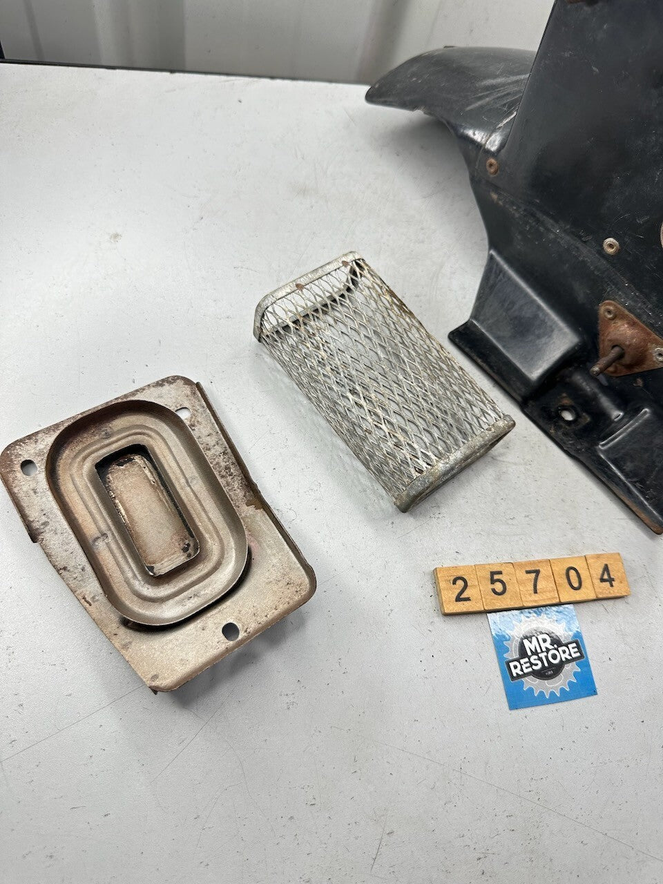 Yamaha TY250 A 1974 Air Box Air Cleaner Assy. 434-21240-01