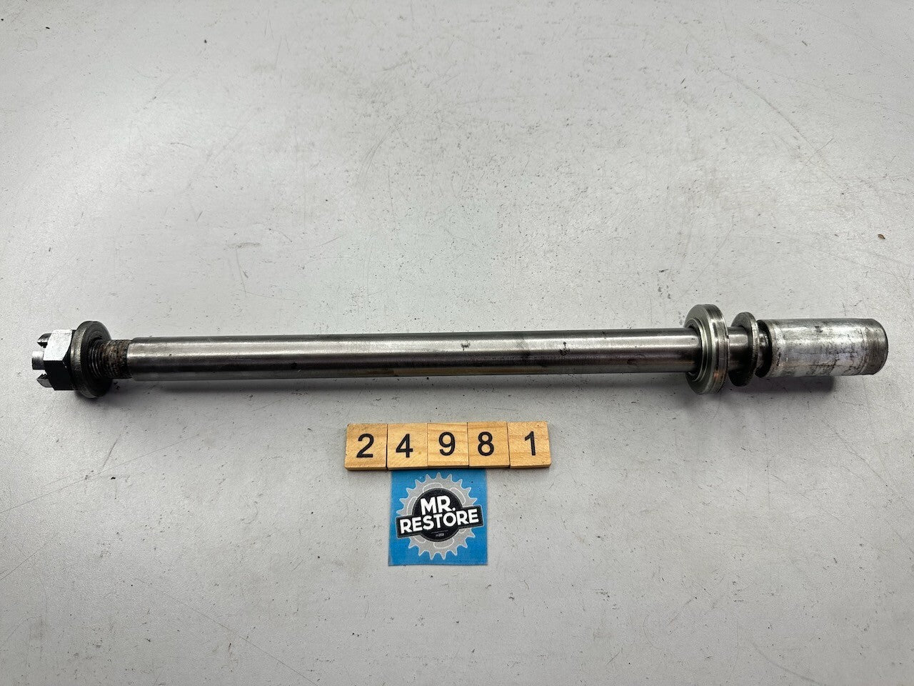 Yamaha V-Max 1200 VMX12 '85-95' Rear Wheel Axle & Spares etc. 1FK-25381-00-00