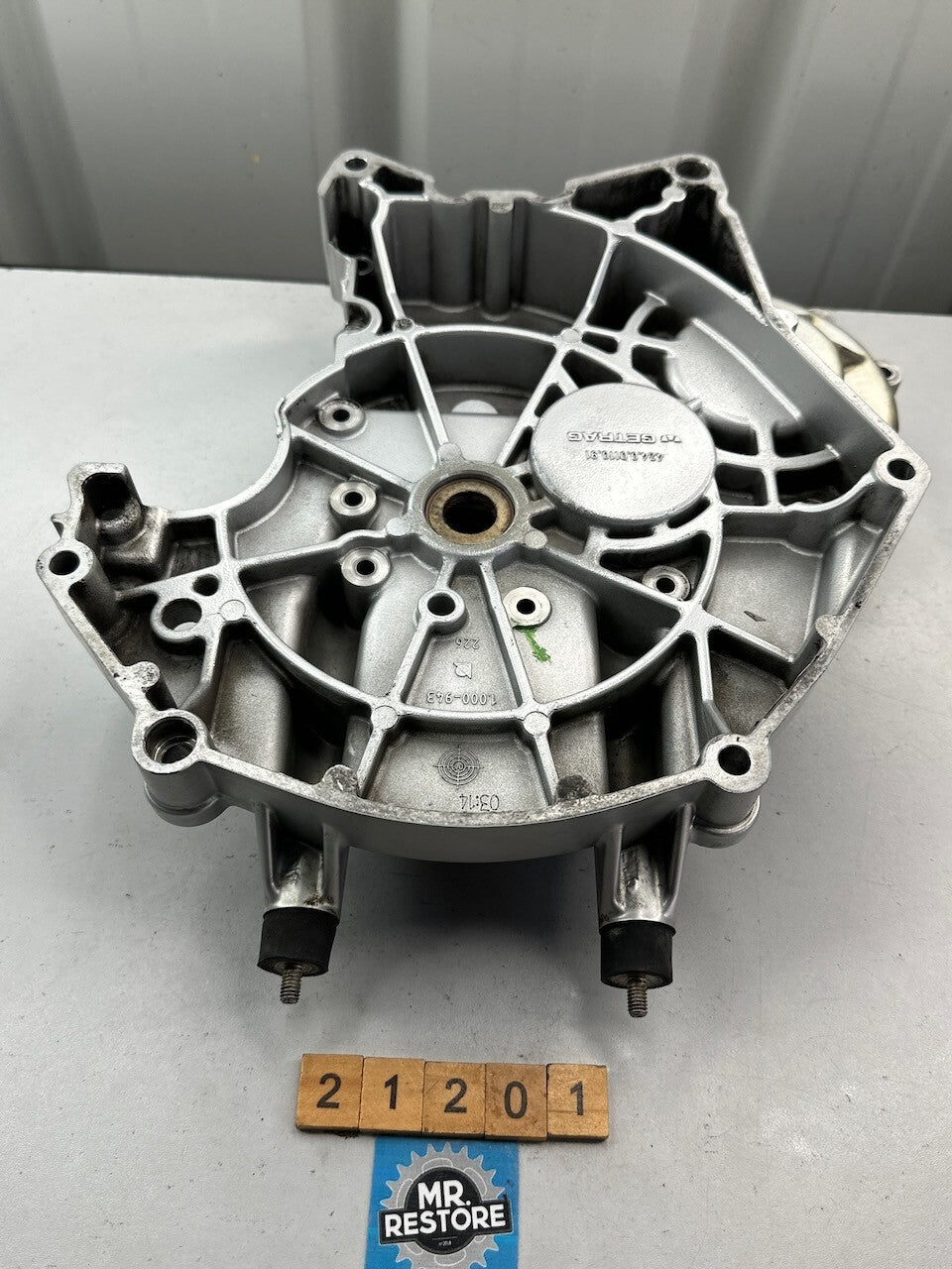 BMW R1150GS R1100RS R1150R R1200C R1100S Transmission Gearbox Case 4240011091