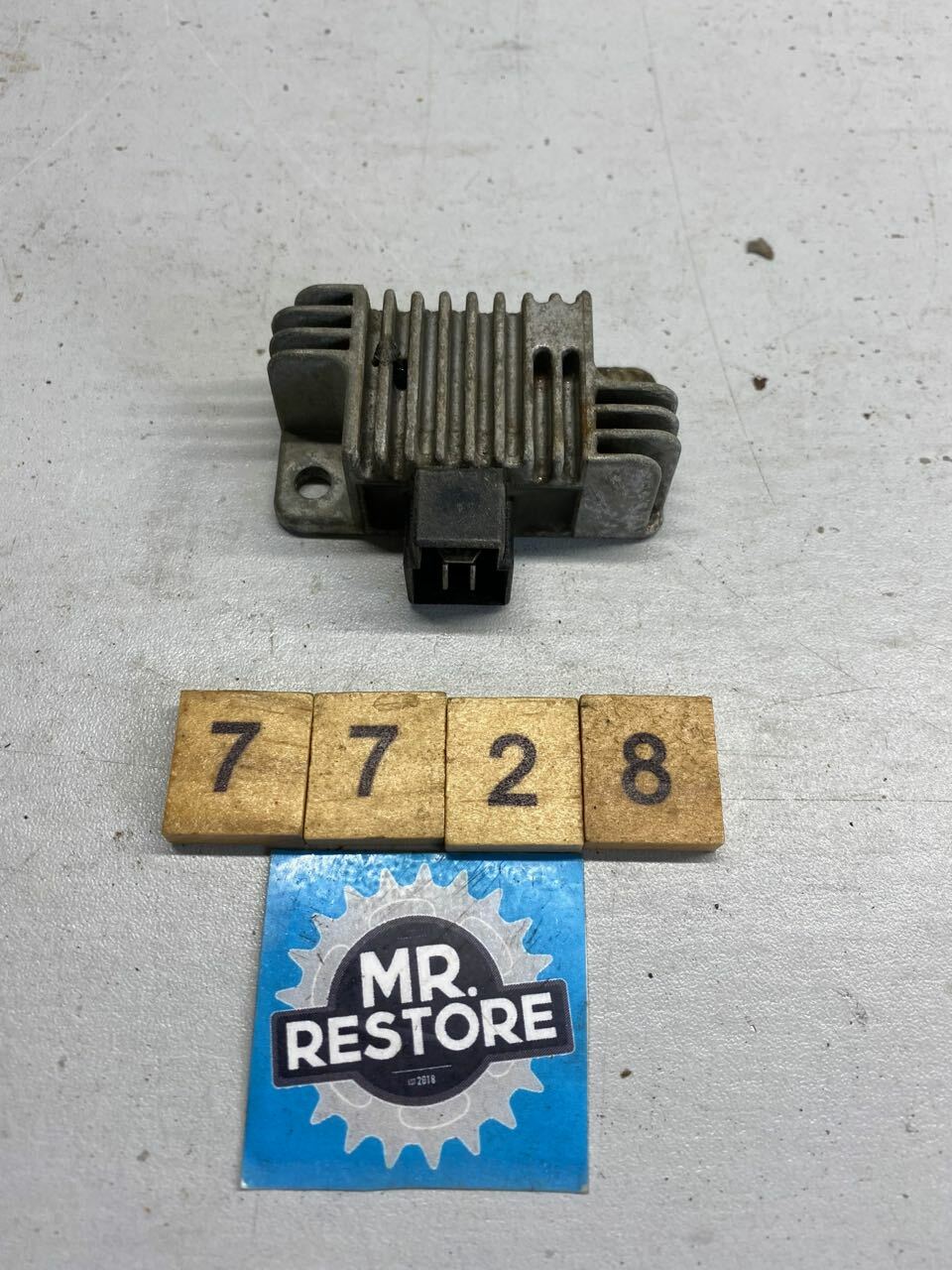 Yamaha AG200 & Townmate 83-97 Regulator Rectifier - SU229Y OEM