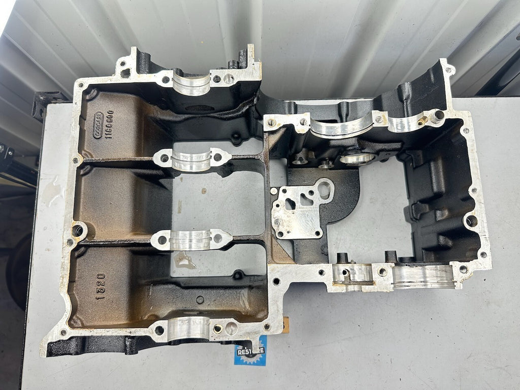 Triumph Speed Triple Tiger Sprint T300 1995 Crank Cases