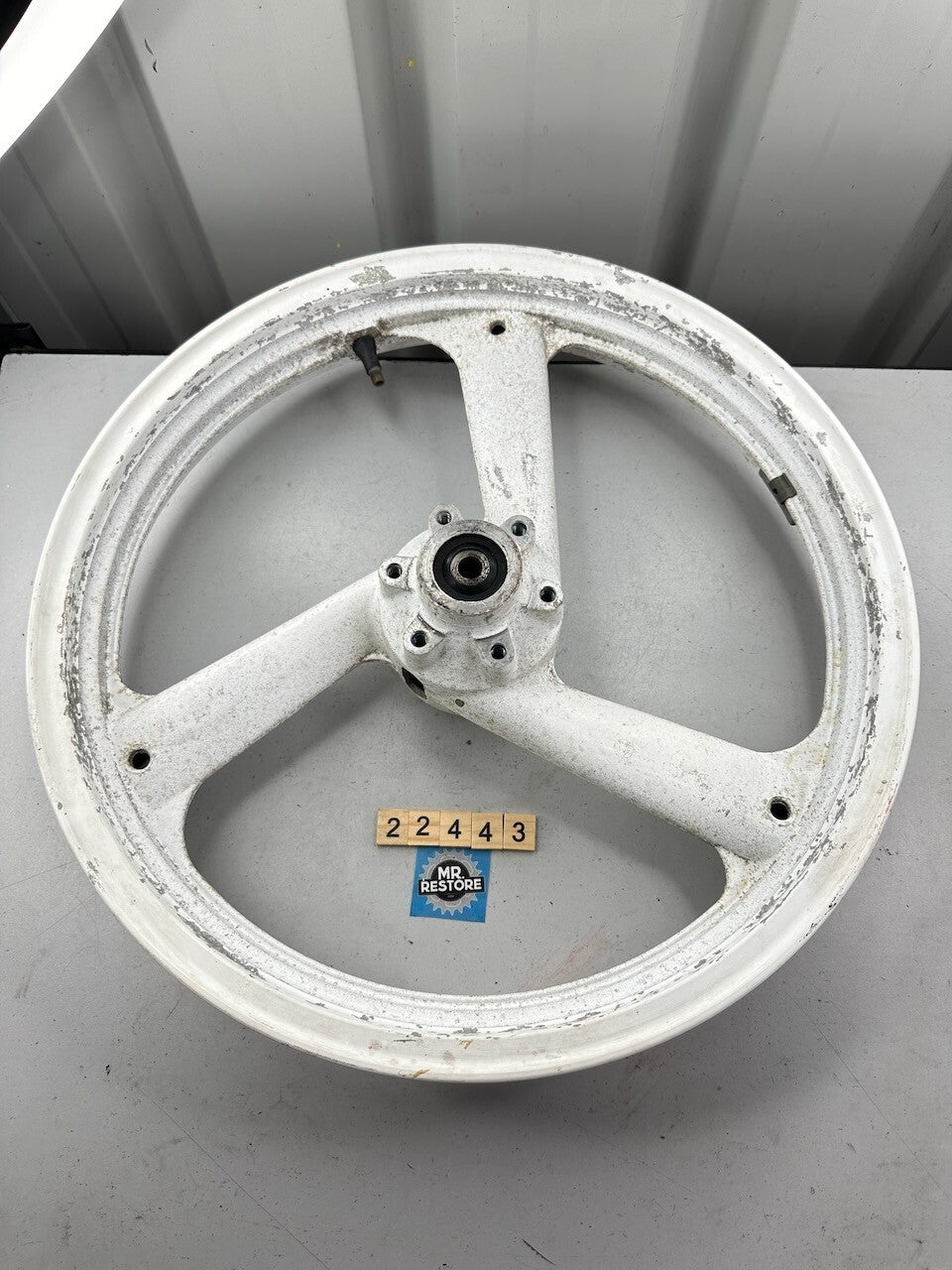 Yamaha TZR250 1KT 2MA Front Wheel 17 x 2.15 (F-33)