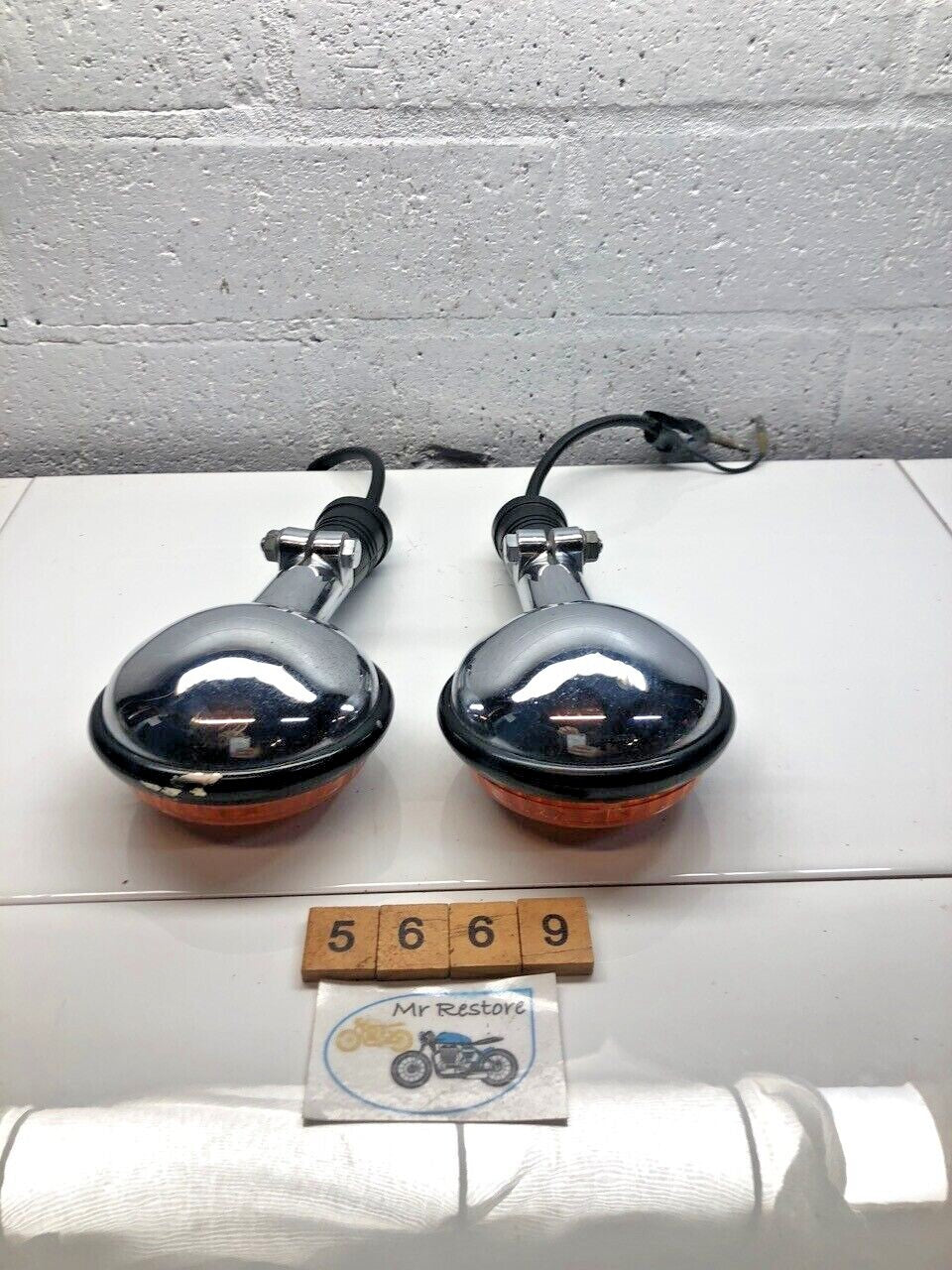 Yamaha XV1000 Virago 1984 Front Indicators inc Nuts etc. OEM With OEM Lenses