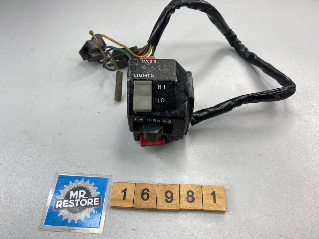 Yamaha TZR250 OEM L/H Handlebar Switch 