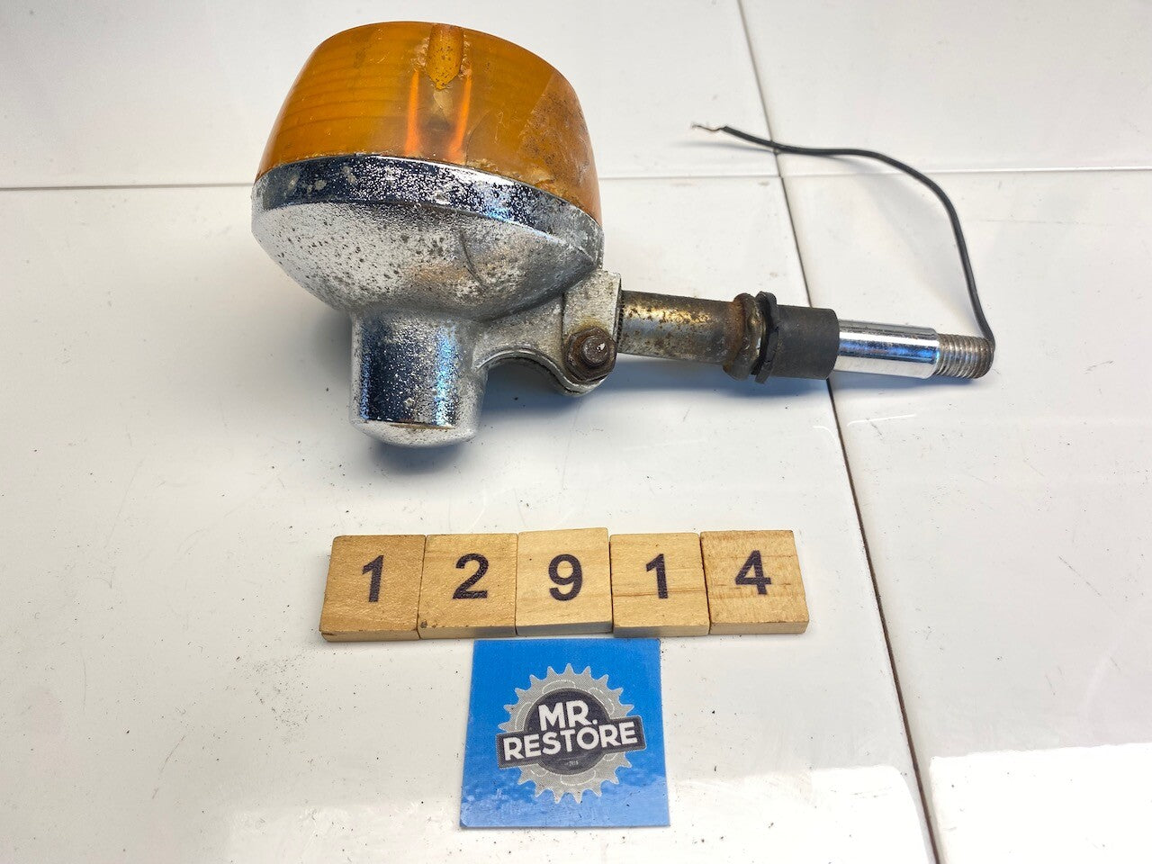 Vintage Classic Japanese Chrome Motorcycle Indicator & Stem (tested)