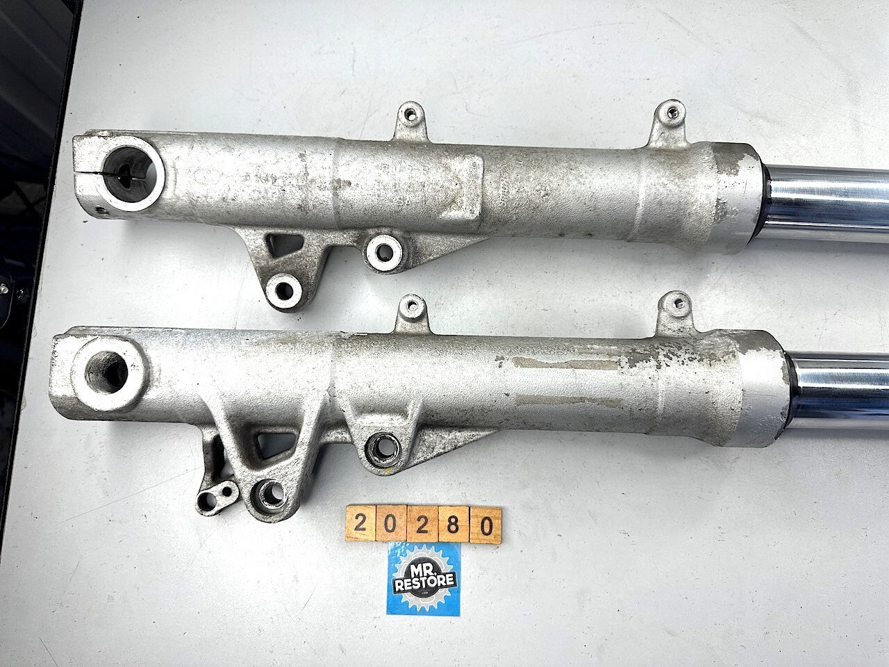 BMW F800S F800ST Pair of Forks 31427685003  31427685004