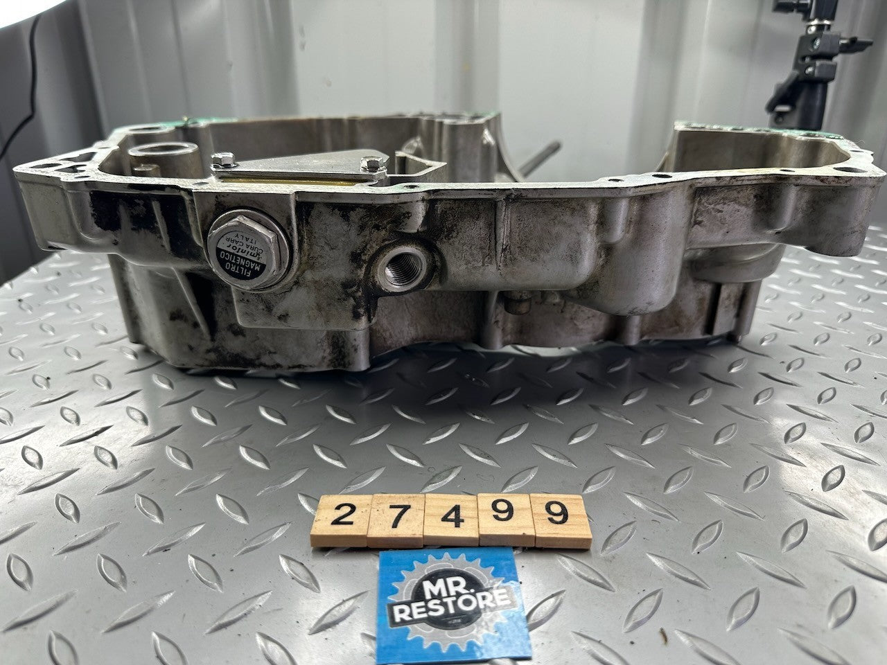 BMW F650GS '1999-07' Pair of Crank Cases