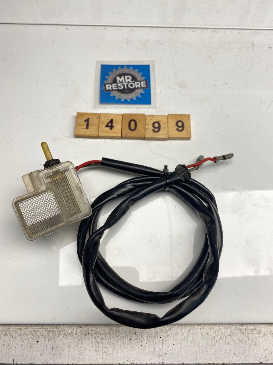 Suzuki GSX250F AD50 AG100 AH100 AH50 Trunk Light Switch 36210-29C10 (tested)
