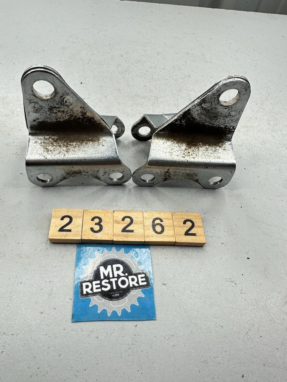 Yamaha XS1100 '78-81' Engine Stay Mounts 2 & 3 - 2H7-21316  2H7-21315
