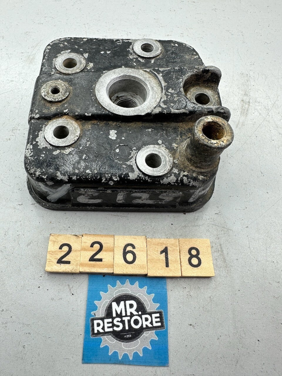 Yamaha YZ125H 1981 OEM Cylinder Head (4V2) 4V2-11111-00