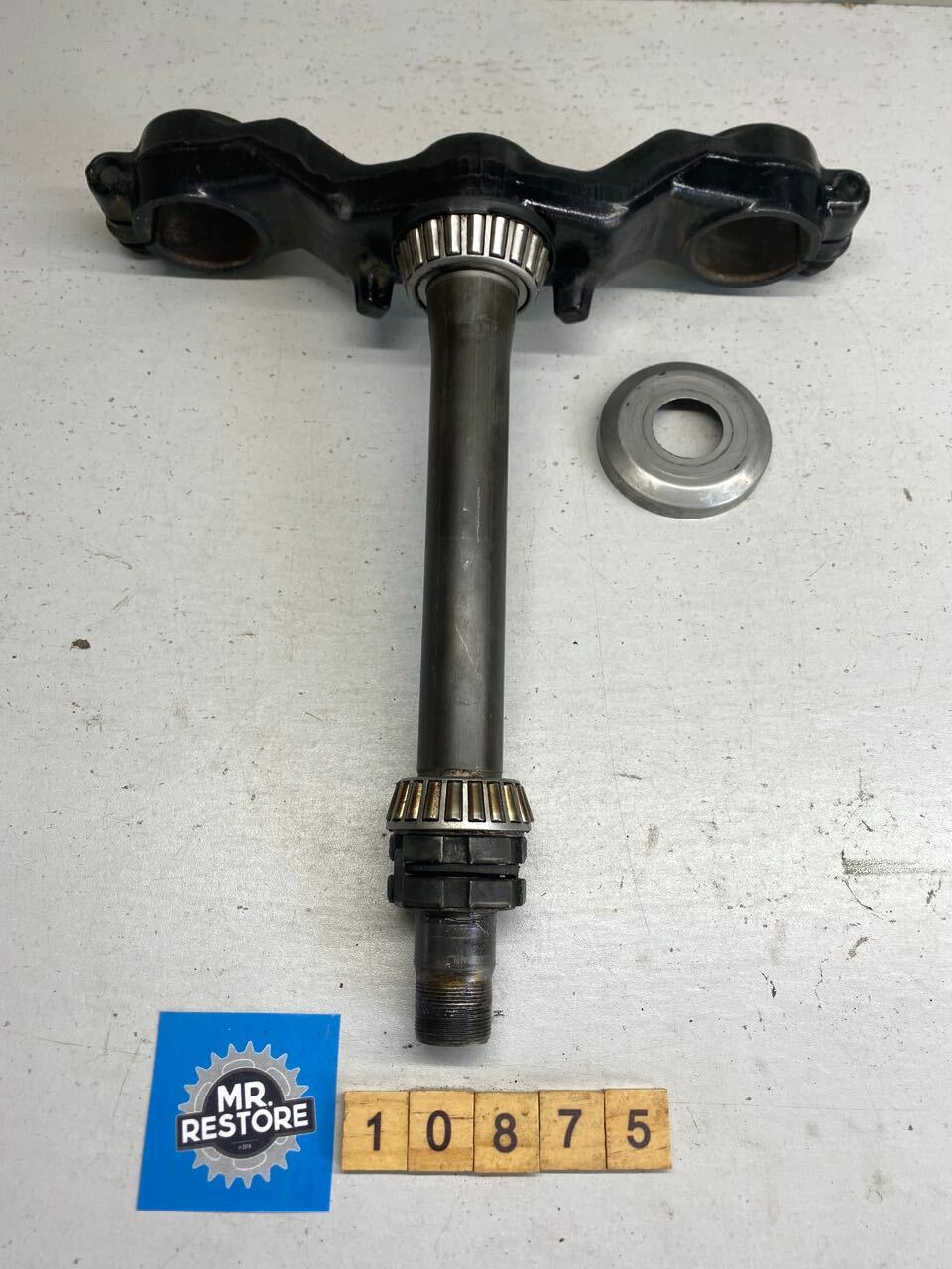 Yamaha YZF600R Fork Clamp Lower Bracket 4TV-23340