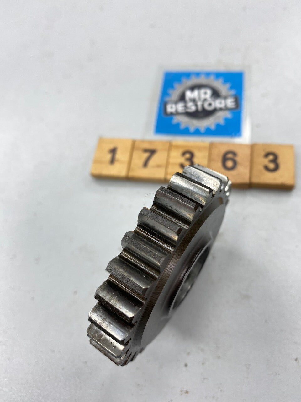 Suzuki RM125 1996-2000 3rd Driven Gear (26T) 24331-43D11