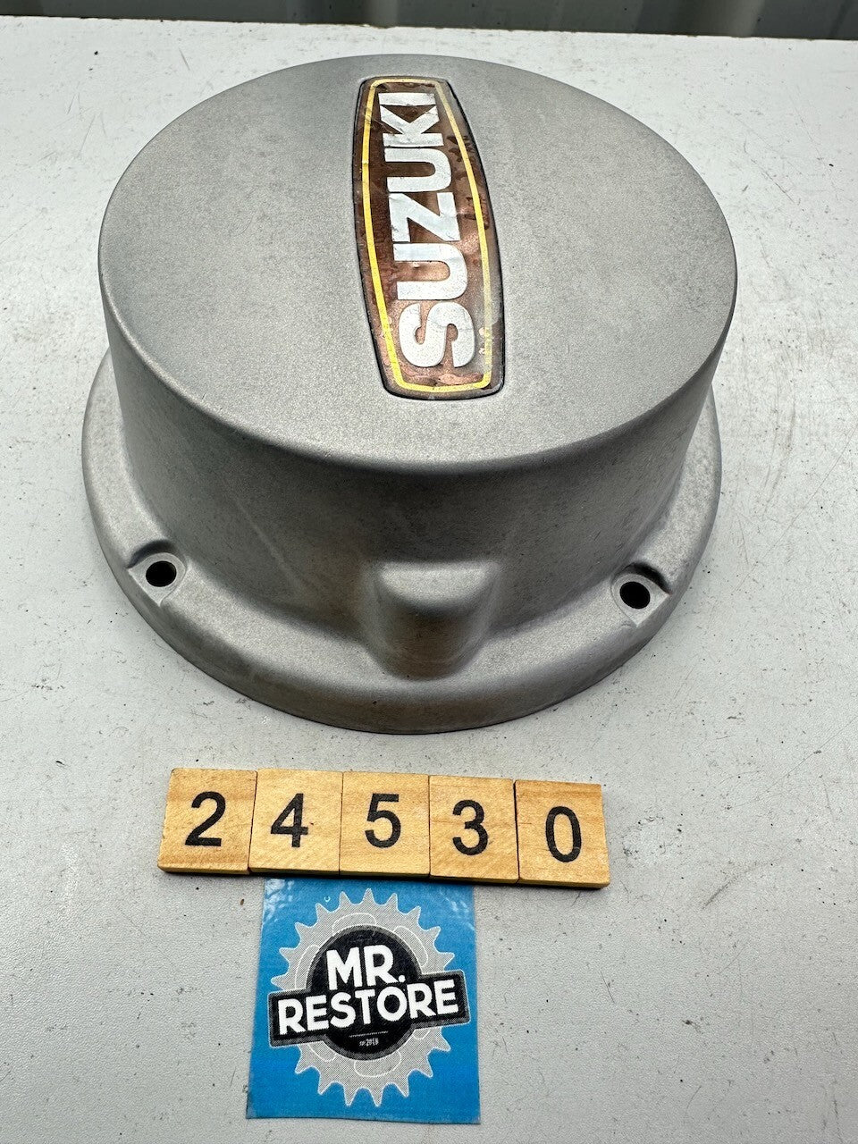 Suzuki GT380 Magneto Stator Generator Cover 11351-33601