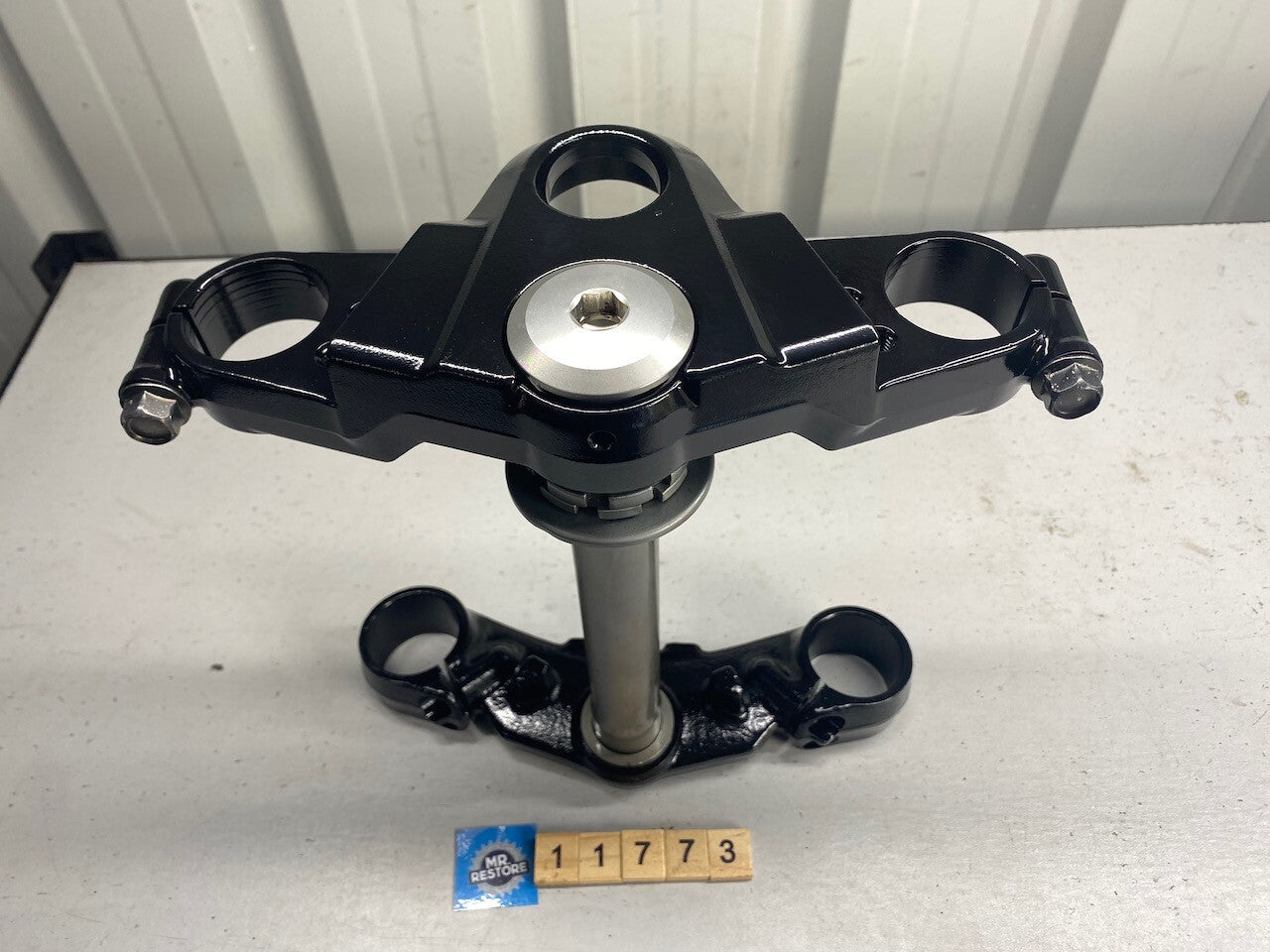 Kawasaki ZR750 Zephyr Fork Clamp Triple Tree K450A - Reconditioned