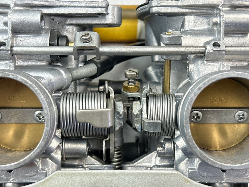 Suzuki GSXR1100 1986 Set of Carburettors Carbs