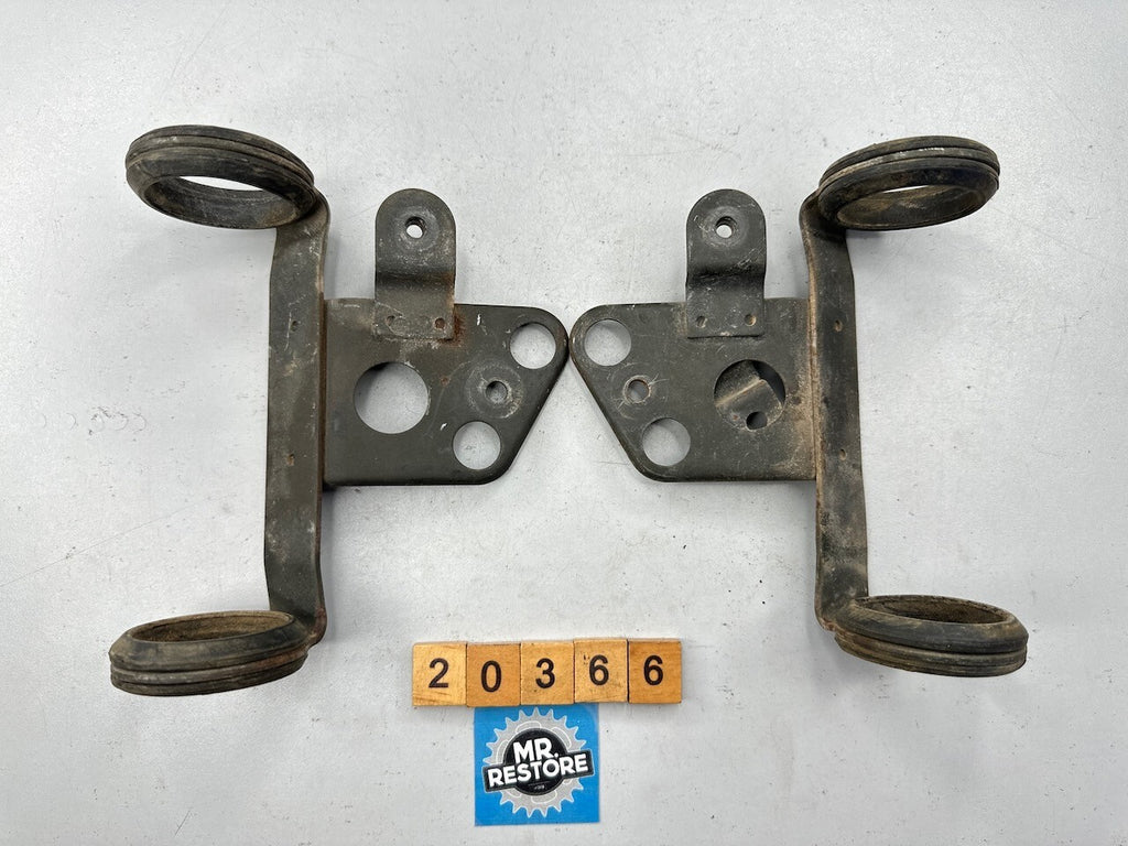 Suzuki DR350 '90-99' DR250 '90-95' Pair of Headlight Mount Fork Brackets Ears