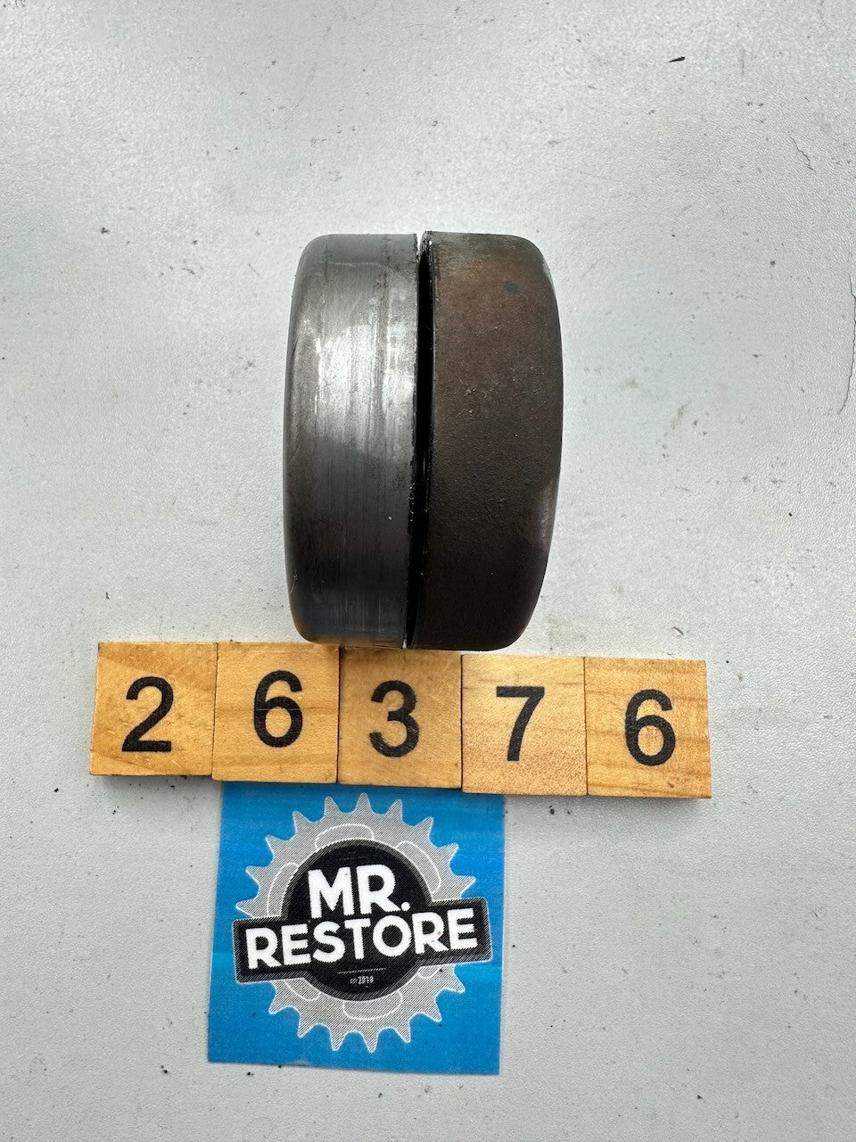 Yamaha XJR1300 TRX850 R1 YZF1000R YZF600R TDM900 Pair of  Thrust Covers
