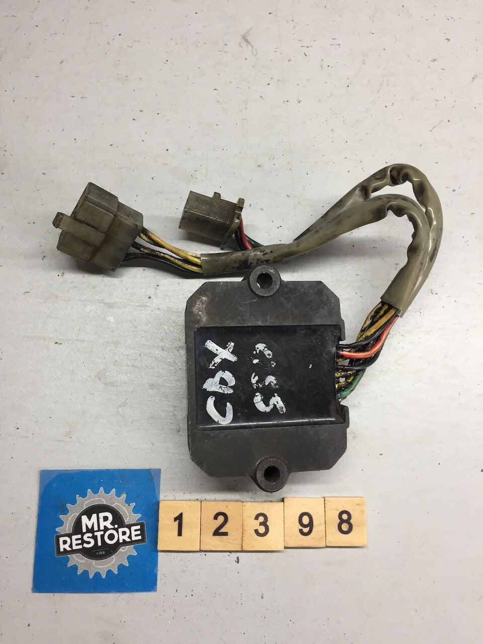 Honda CBX550 Regulator Rectifier OEM SH236B-12