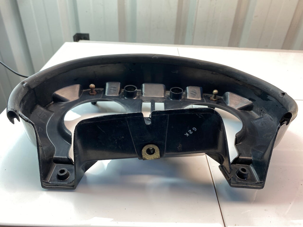 Suzuki GSXR1100 GSXR750 GSX750 Headlight Housing & Gasket 35240-06B00