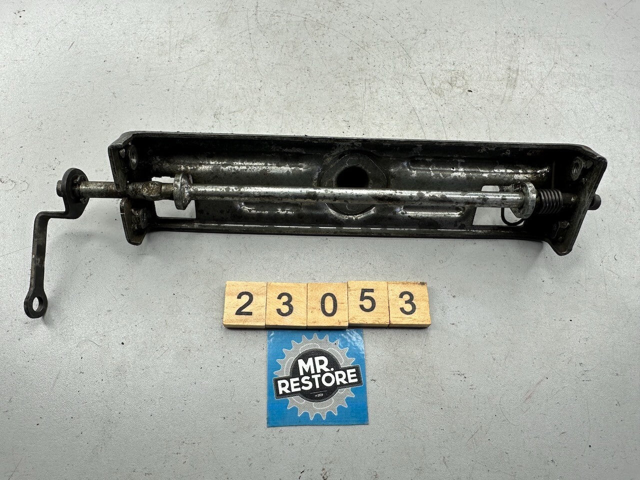 Suzuki GS650 Katana '81-83' GS550 '82' Seat Latch Clamp 45220-34302