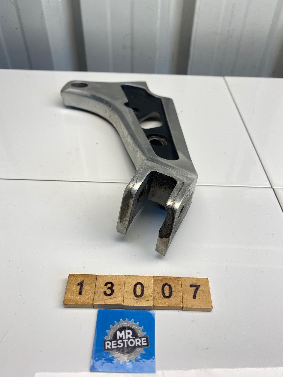 Suzuki GR650 Tempter R/H Pillion Foot Rest Muffler Bracket 43811-15500