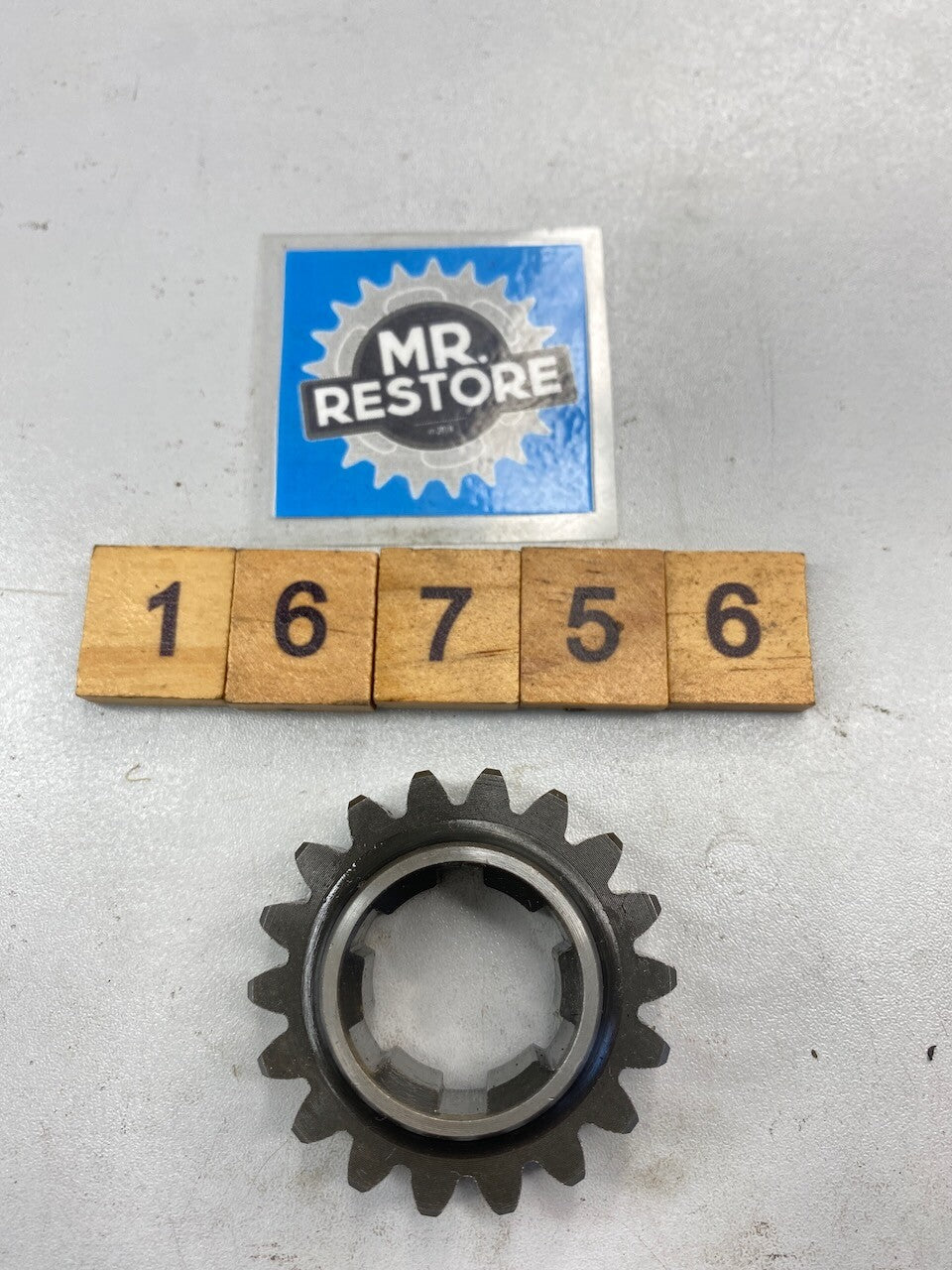 Yamaha RD350LC RD250LC 2nd Pinion Gear (18T) 4L0-17121-01