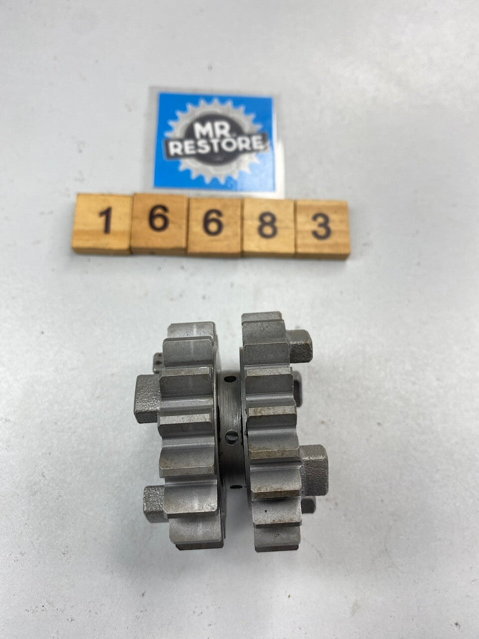 Suzuki RGV250 1989-96 3rd & 4th Drive Gear (17/22T) 24231-12C01