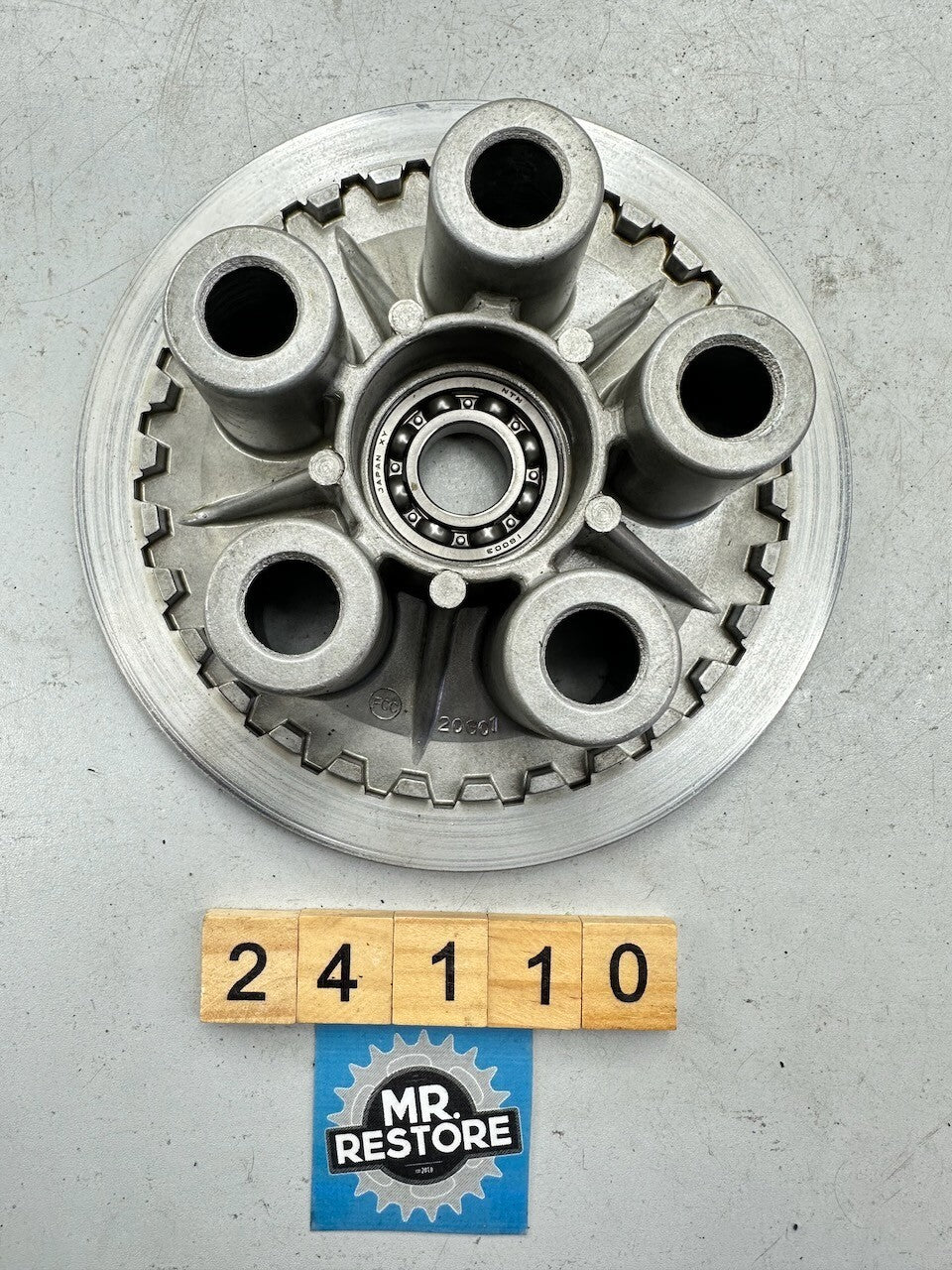 Triumph Daytona Speed Triple Sprint Tiger Trident Trophy - Clutch Pressure Plate