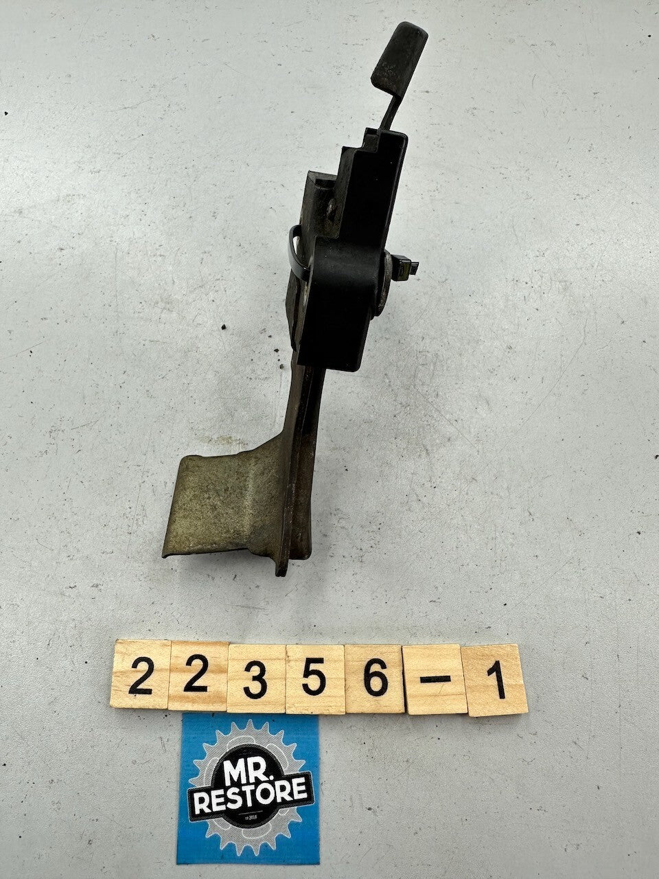 Honda CBX750 Seat Left Lock Latch