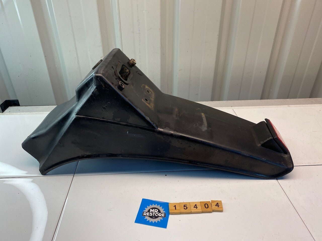 Kawasaki GPZ250 GPZ305 - Rear Fender Guard Reg License Plate Holder 35023-1059