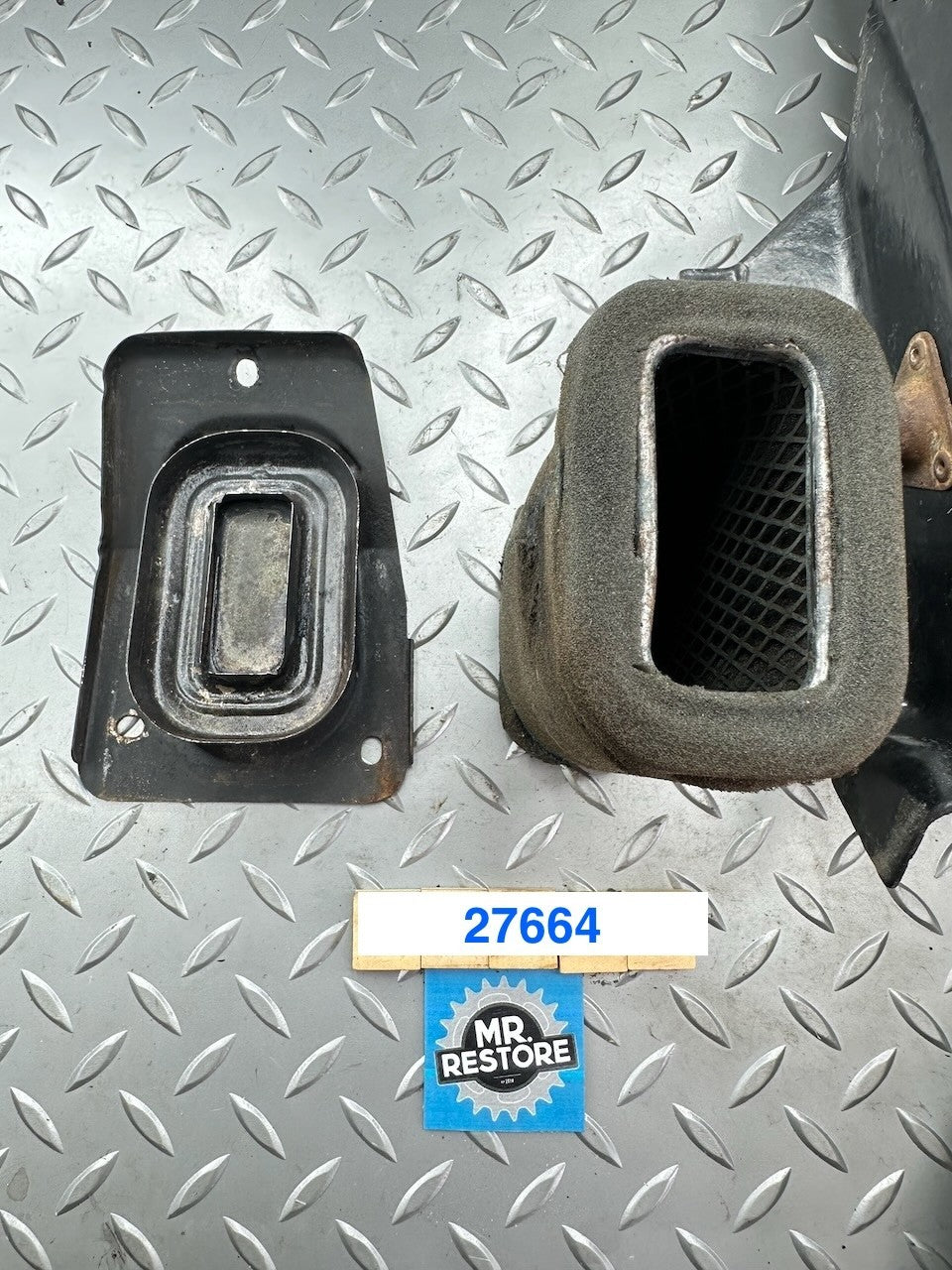Yamaha TY250 A 1974 Air Box Air Cleaner Assy. 434-21240-01