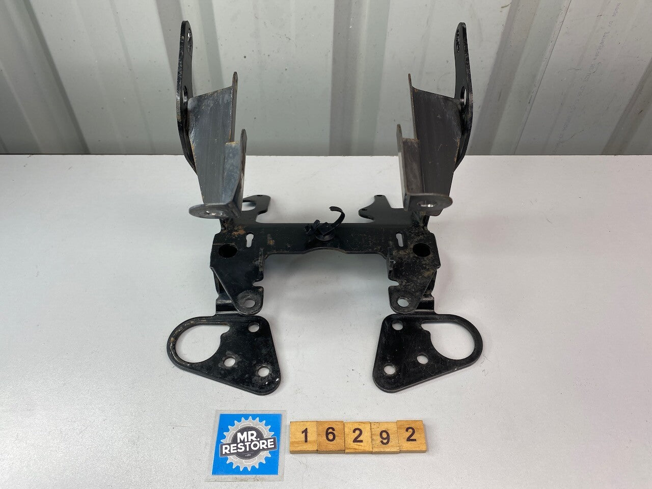 BMW R1100R R850R Headlight Bracket 63 12 2 306 468