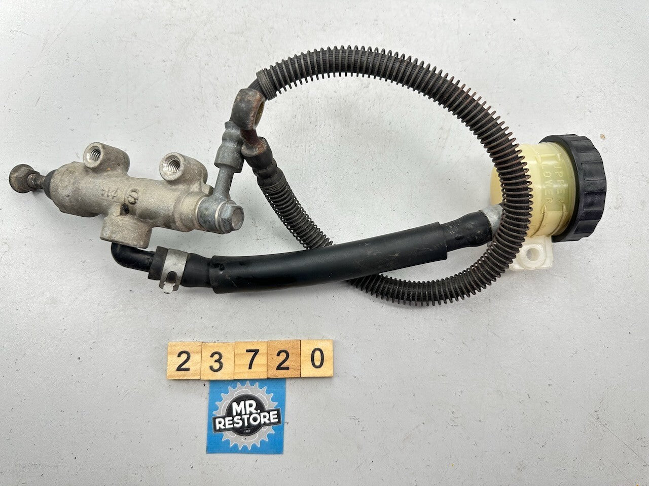 Kawasaki ZZR250 ZX250 EX250 GPX250 '92-07' Rear Master Cylinder & Reservoir