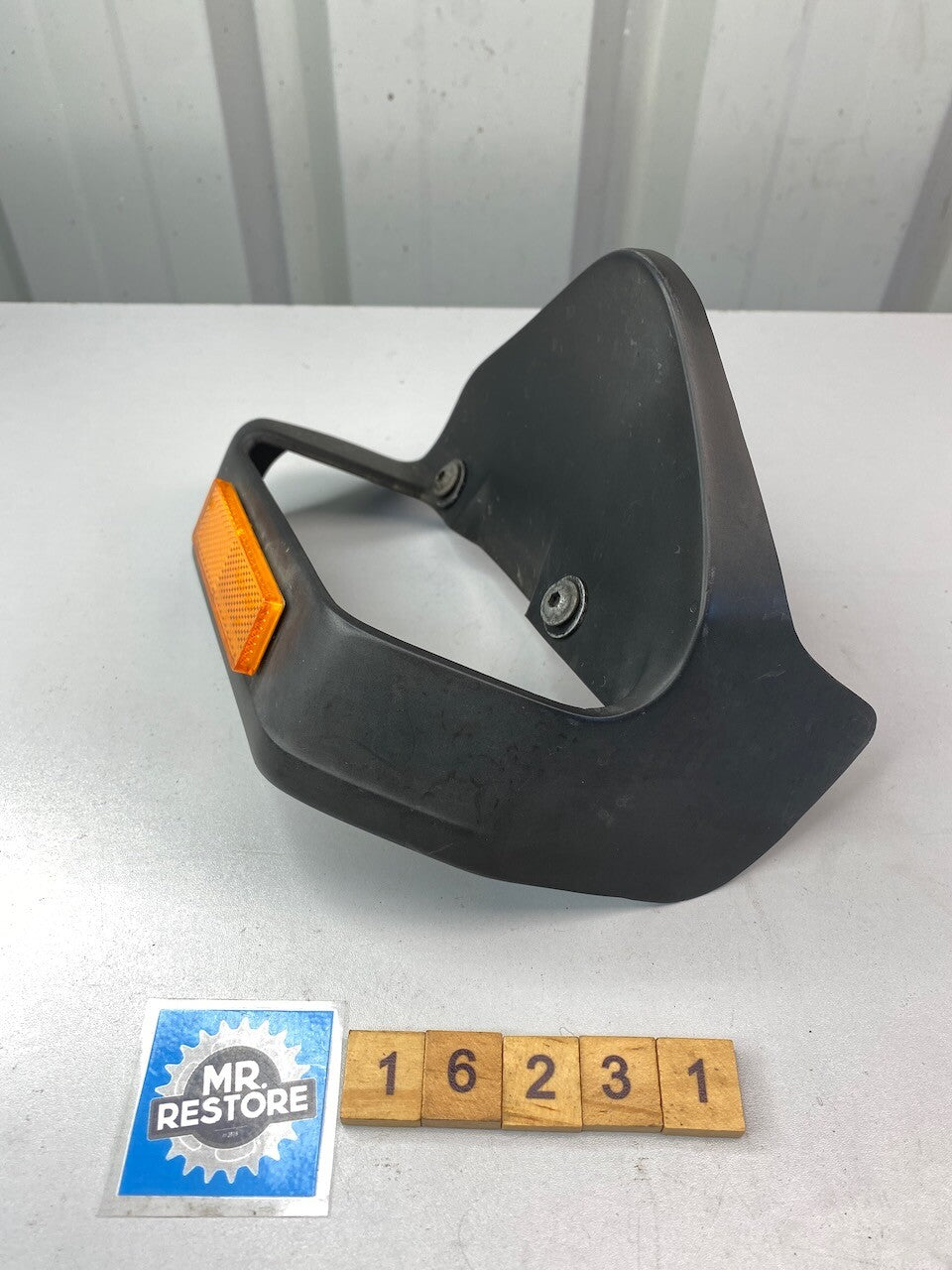 BMW R1100R R850R R/H Oil Radiator Guard 46 63 2 313 736