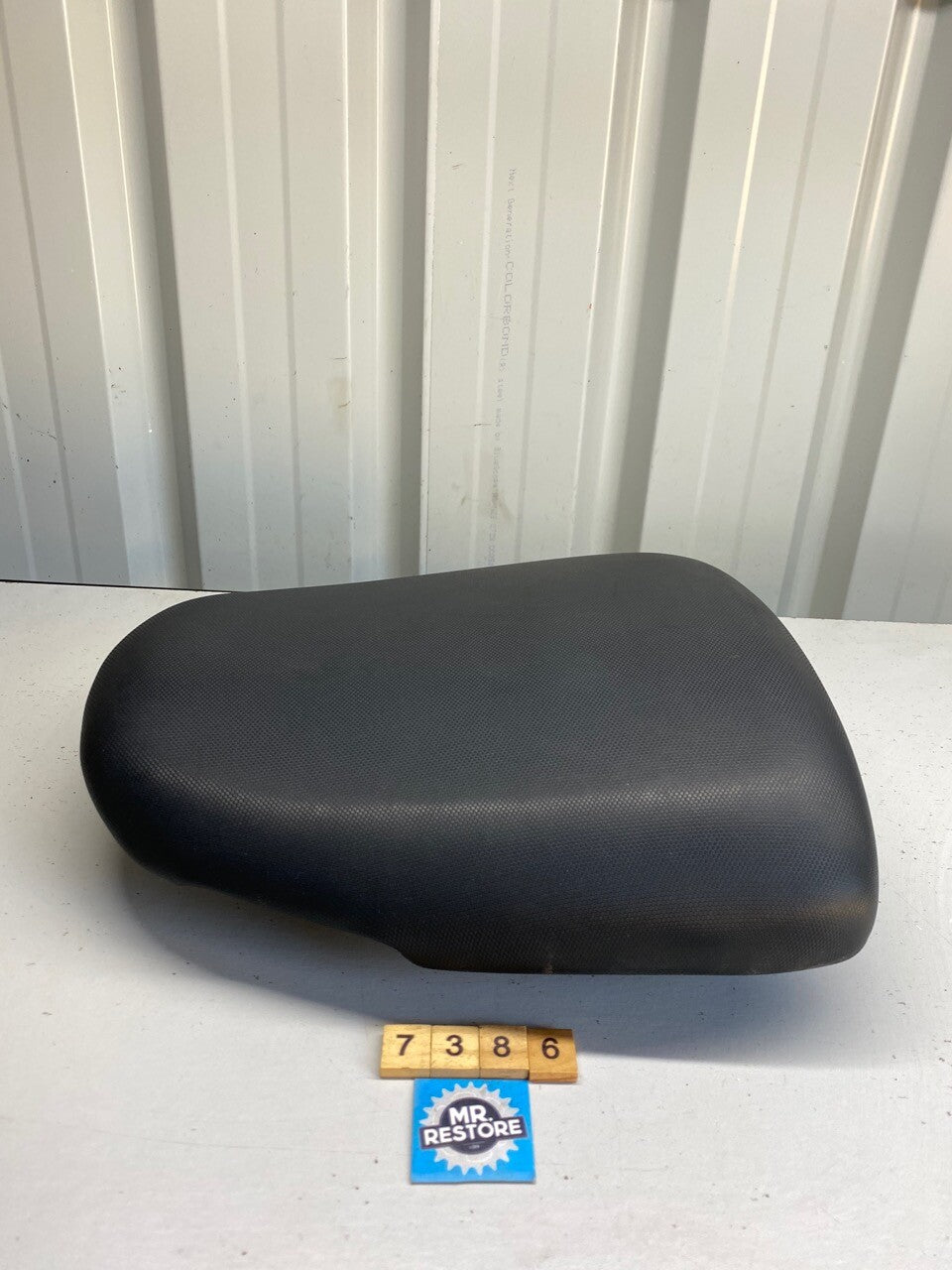 Suzuki GSXR1300 Hayabusa Pillion Seat in VGC