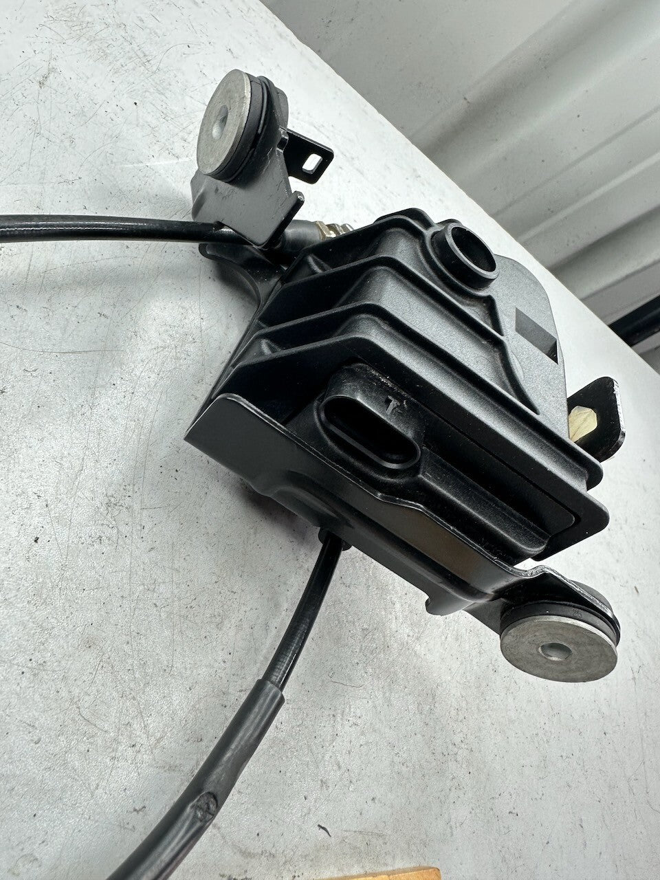 BMW K1300R K1300S Exhaust Flap Servo Control Unit & Cable 18307719422