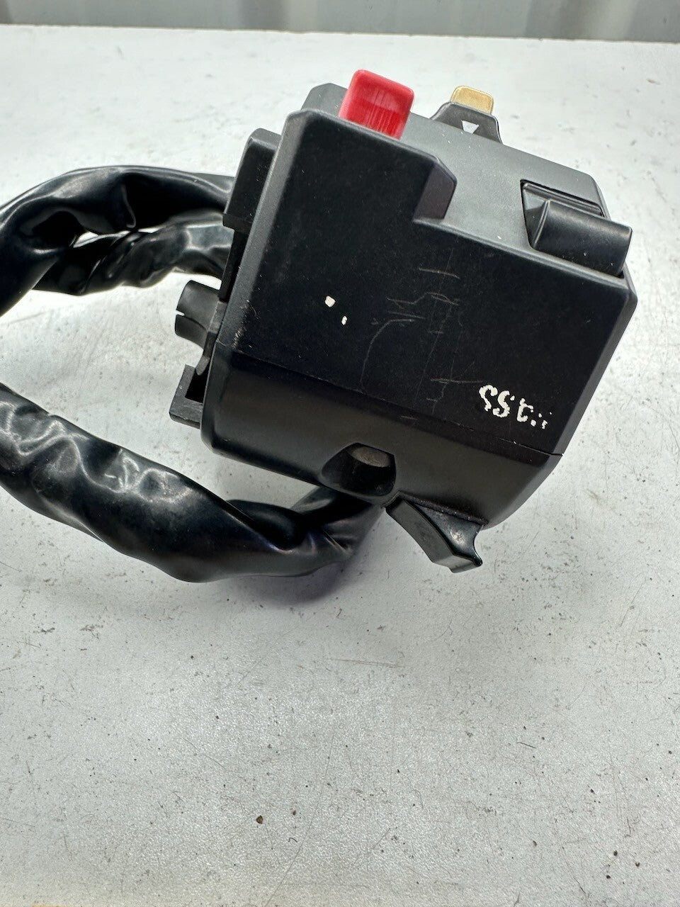 Triumph Speed Triple T300 - Left Handlebar Switch