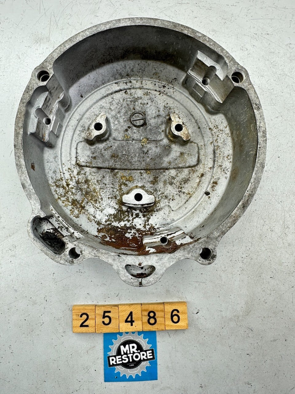 Honda CB550 K - Alternator Generator Stator Cover 11631-404  11631-404-000