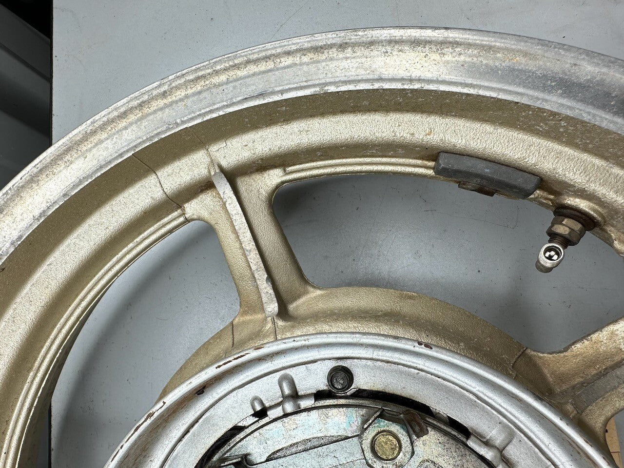 Yamaha XV1100 XV750 Rear Wheel 15" x 3.00 (R-34) 42H-25338-01-P1