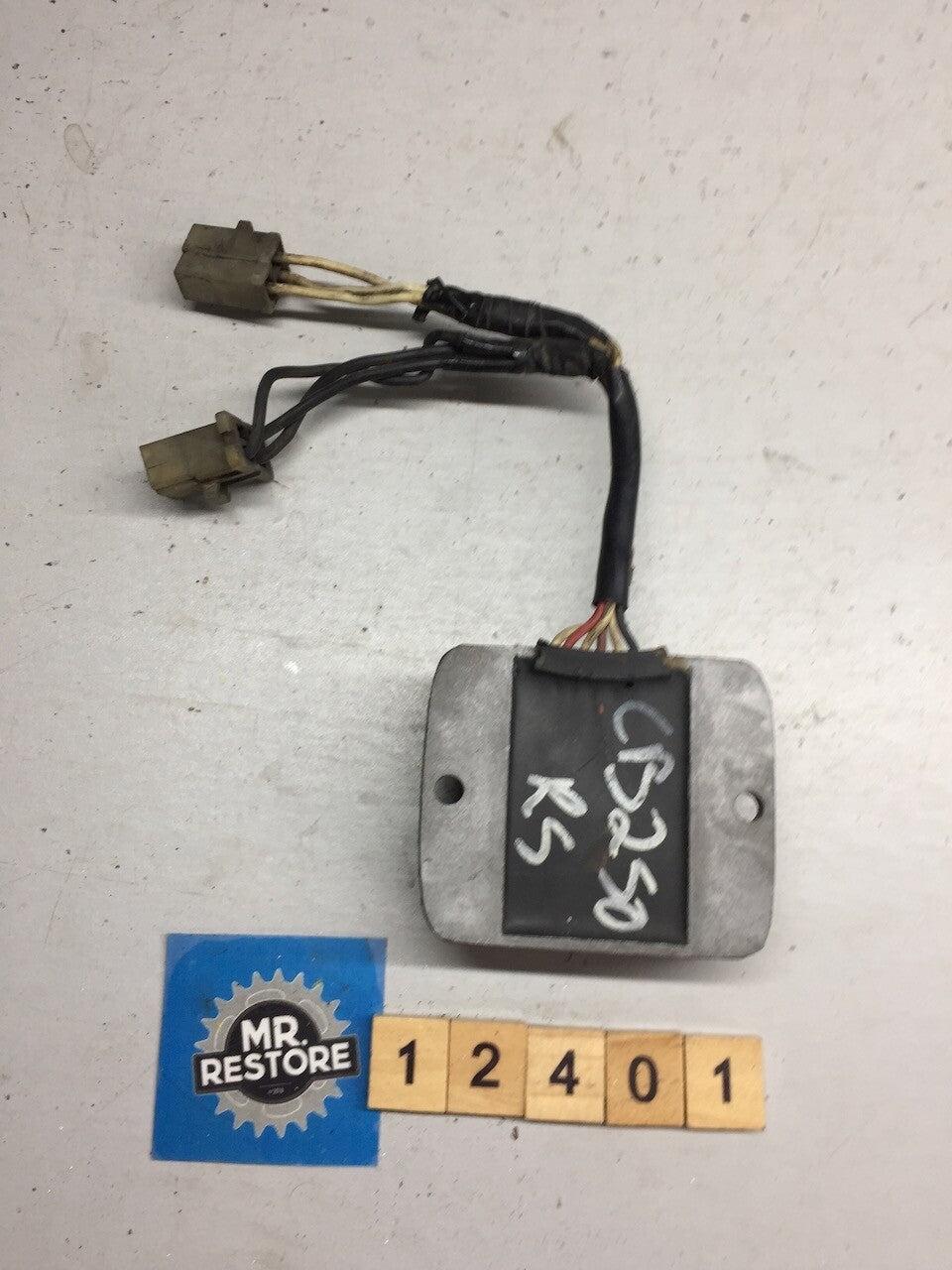 Honda CB250 RS Regulator Rectifier OEM