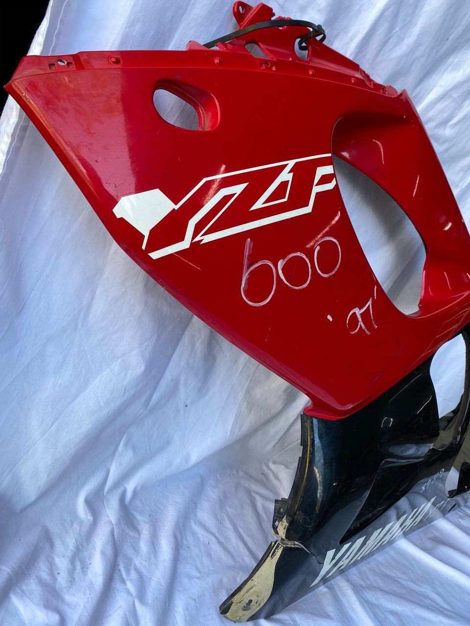 Yamaha YZF600 Thundercat L/H Side Panel 4TV-2835U Red Black