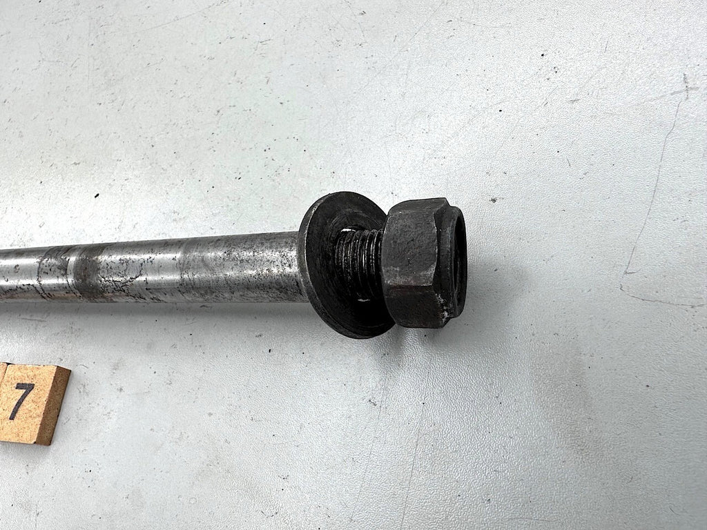 Yamaha FJ1200 FJ1100 Front Wheel Axle 36Y-25181