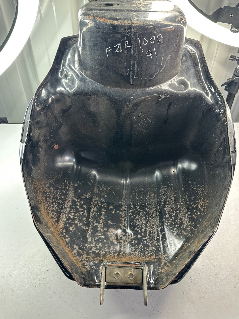 Yamaha FZR1000 EXUP 1990 to 1995 Fuel Tank & Mount