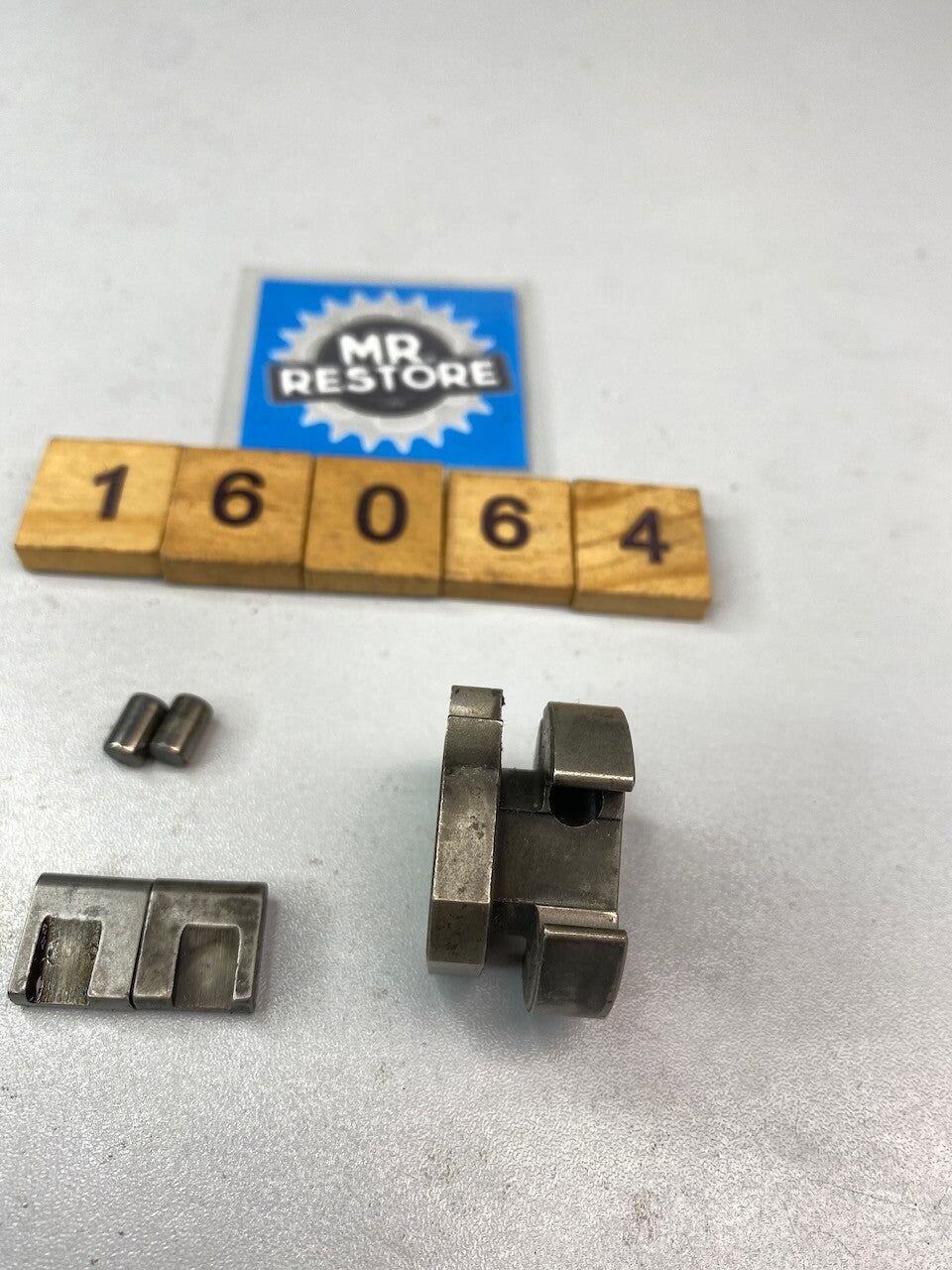 Suzuki Motorcycle Many Models Cam Driven Gear & Parts 25322-31301
