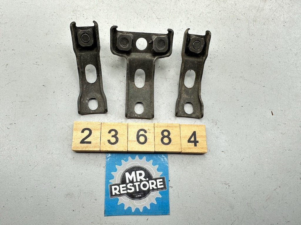 Honda VF1000F VF1000R Ignition Coil Stay Brackets 30515-MB6-003 30516-MB6-003