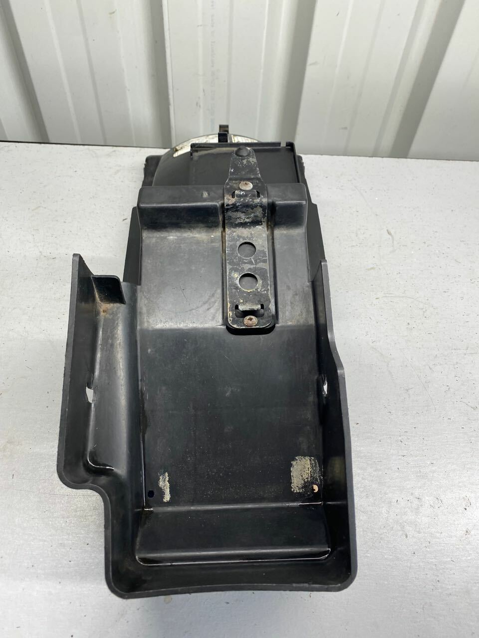 Yamaha FZR250 3LN Rear Under Fender